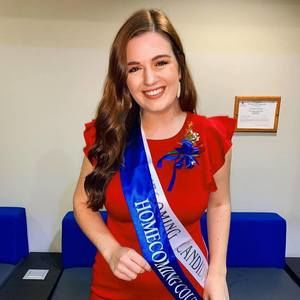 Meet your Posher, Kelly